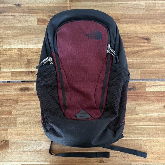The North Face Vault Backpack Deep Garnet Red Splinter/Black Outdoor Travel - Picture 10 of 16